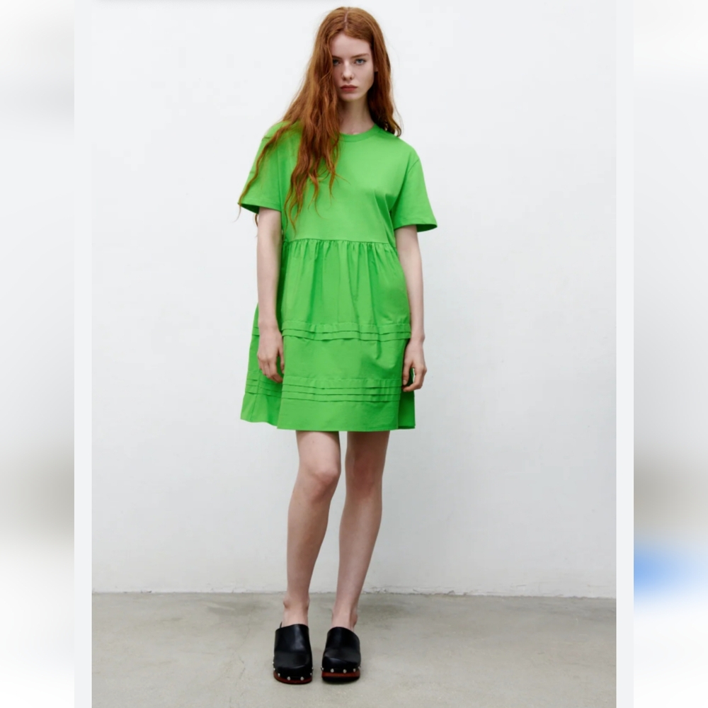 ZARA  Women’s Green Pleated Dress Size S